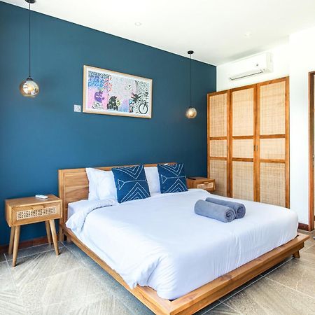 Brand New 5 Bedroom Villa Enclosed Living Room Canggu 캉구 외부 사진